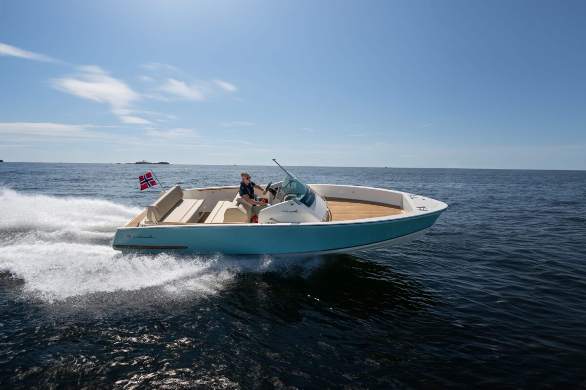Cormate Super Utility 27 – Daycruiser hos Brandt Båt