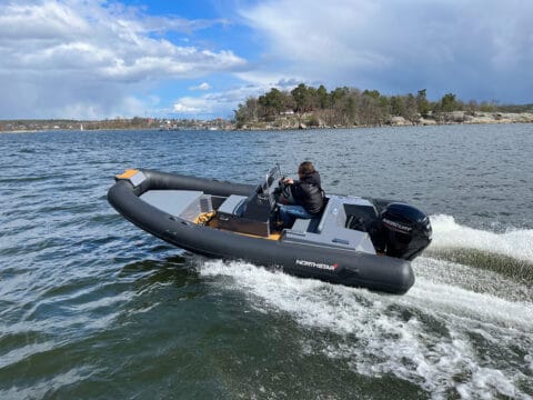 Northstar Axis 5,3 - Vi säljer vår demobåt till höstpris