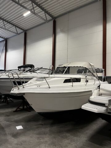 Drago Fiesta 22 - Cummins 1,7 L 120 hk